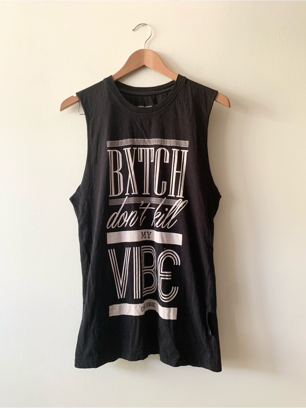 NEW RARE Criminal Damage "BXTCH don't kill my VIBE" Cotton Graphic Muscle Tee